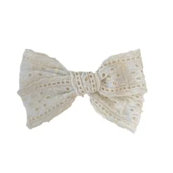 By Staer Franka Hvid Broderi Anglaise