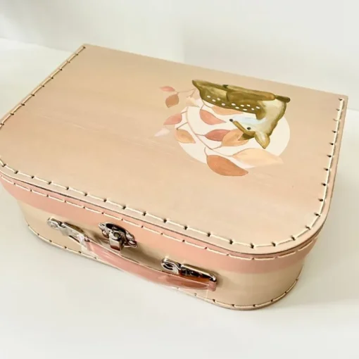 Ciha Kuffert Rosa, Mellem