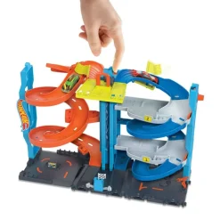 Hot Wheels City Transforming Race Tower