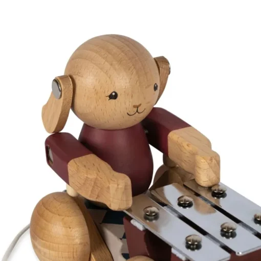 Konges Slojd Traekkanin M. Musik, Red