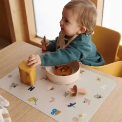 Liewood Jude Daekkeserviet, Alphabet/Sandy